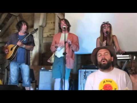 Supernormal Festival 2015 Safehouse - Listen Lisse on vocals