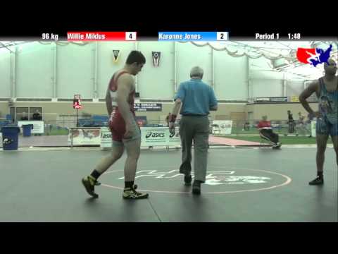 Willie Miklus vs. Karonne Jones at 2013 ASICS University Nationals - FS