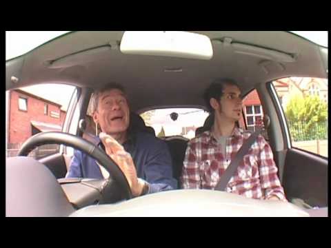 Fifth Gear Web TV - Electric Car Challenge Outtakes: Tiff's Traffic 'Blending'