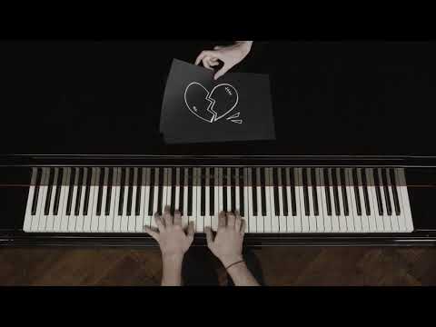 Pianoбой - КРИШТАЛЬ (piano lyric video)
