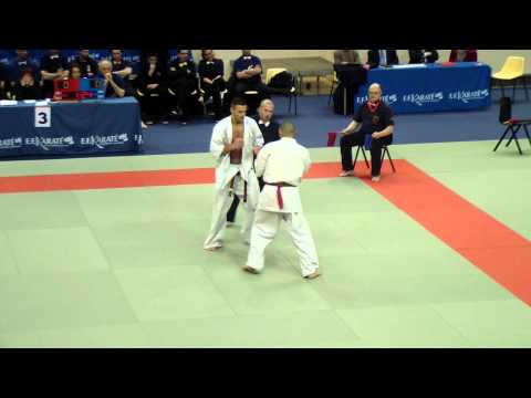 Mohamed Yacine Bouchedda Vs Maxime Demeautis Finale -90kgs Coupe de France 2015 Kyokushinkai