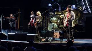 Fleetwood Mac &quot;Tell Me All the Things You Do&quot; live - October 12, 2018 Lincoln, NE