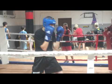 Konrad Olszewski sparing