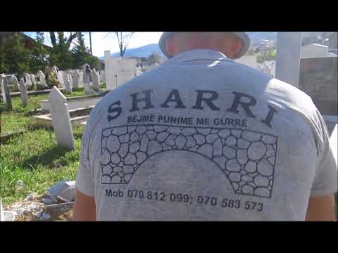 Vazhdon ndërtimi i murit të varrezave, intervistë me grupin nga Liseci