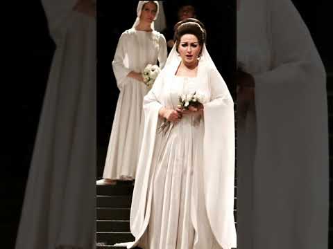 Caballe causing Pandemonium at the MET (31/5/1974)