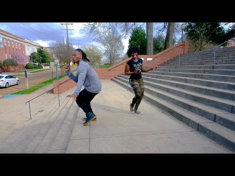 DANCING IN THE MIDDLE OF CAMPUS | #3FEB2018