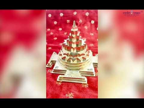 King of All Chakra Goddess Mahalakshmi Shree Yantra for Prosperity and Wealth video