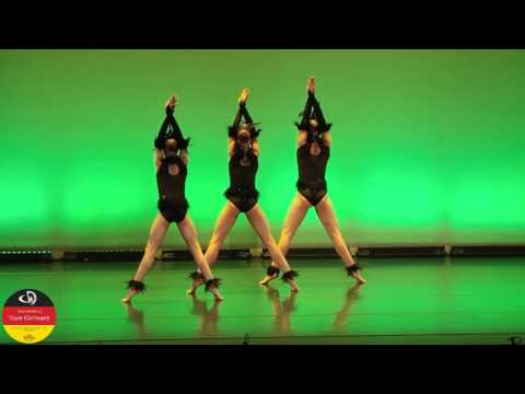 download lagu mp3 mp4 Club Wow, download lagu Club Wow gratis, unduh video klip Club Wow