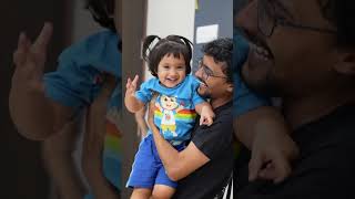 Download lagu Mom Vs Dad 😐 #Littleglove kitne Bje yeah video dekh rhe ho comment!! mp3