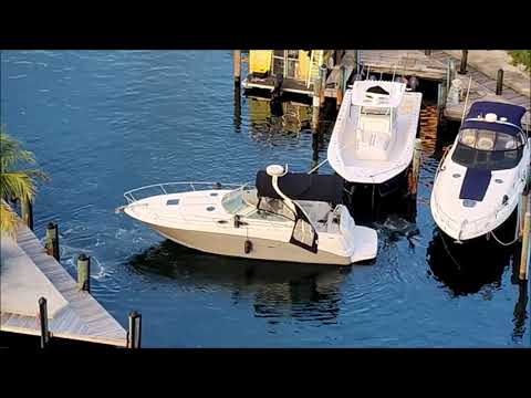 Epic Fails: Guy Can't Dock His Boat! 😂🚤 #BoatFails