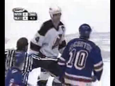 Sandy McCarthy vs Scott Stevens March 21, 2001