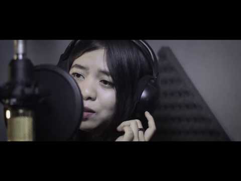CEMPAKA APSELLA - LEMBARAN BUKU (ISYANA SARASVATI COVER)