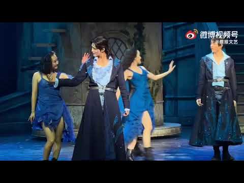［阿云嘎/Ayanga/Ayunga 《世界之王 Les Rois du Monde》Scene from the musical Roméo et Juliette
