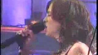 The Donnas - &quot;I Don&#39;t Want To Know&quot; Live