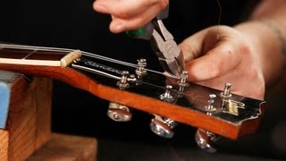 How to String a Gibson Les Paul | Guitar Setup