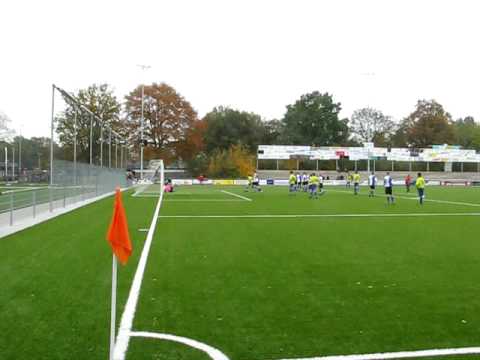 Blauw Geel'38/OW B1 - HVCH B1 4-0 (Hier de 4-0 van Stef Adank)