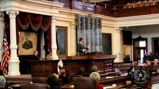 Gov. Perry Swears in Hope Andrade