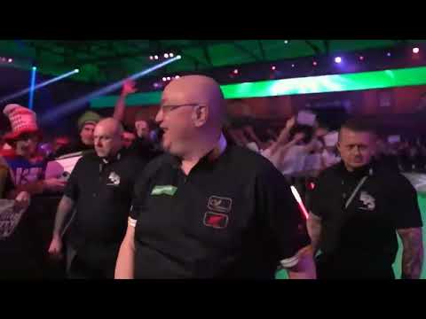 Andrew Gilding Walk on - World Darts Championship 2024