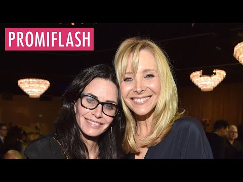 Video Thumbnail: "Friends" für immer: So süß gratuliert Courteney Lisa Kudrow