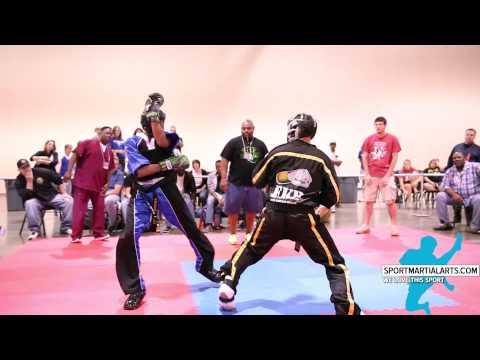 Dwight Bargainer v Mike Scaperato - Men's Team Spar - 2015 NA Int'l Karate Championships