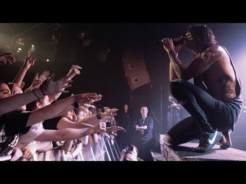 Blessthefall - Oathbreaker (Official Live Video)