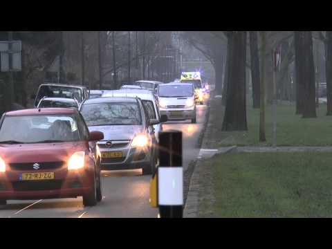12-02-15 A1 Ambulance 16-153 naar de Dijkgraafslag te Gouda