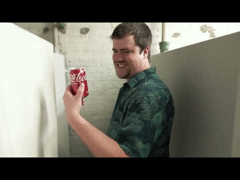 CLOONER - COKE IN THE BATHROOM