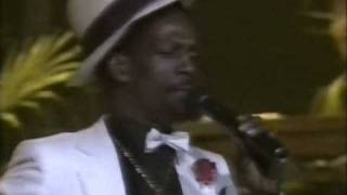 Gregory Isaacs - (03/13) Live At Brixton Academy, 1984