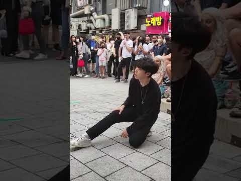 홍대버스킹 220724 이찬욱 - MOVE (TAEMIN Dance cover)