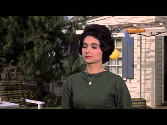 Alfred Hitchcock: The Masterpiece Collection "The Birds" Now on Blu-ray