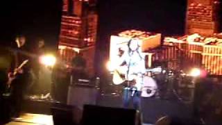 Amy Macdonald - Spark (live).MP4