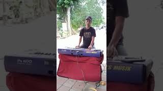 Download lagu haruskah berakhir cover iis alisa feat awang key mp3