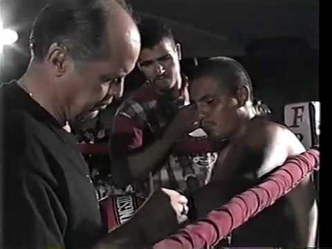 LORENZO ESTRADA vs ANDRES FERNANDEZ - Pro Boxing