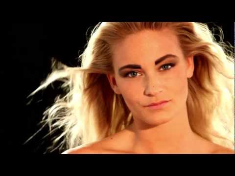 GYMNASIUM TEXTIL & DESIGN OCH FRISÖR UTB.mov