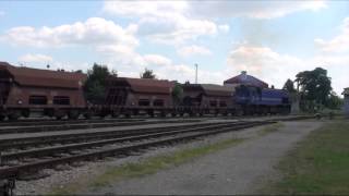 preview picture of video '2044 026 hauls a freight train from Varaždin'