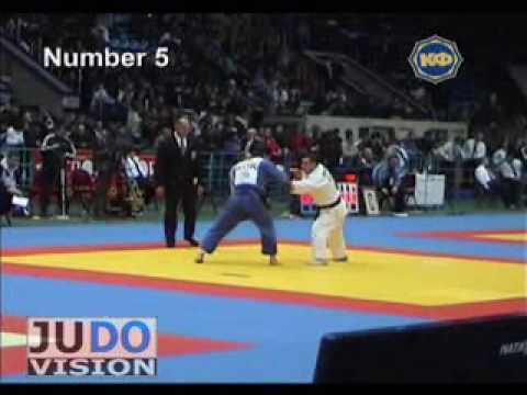 JUDO 2004 Super World Cup: Won-Hee Lee 이원희 (KOR) - Giorgi Revazishvili (GEO)