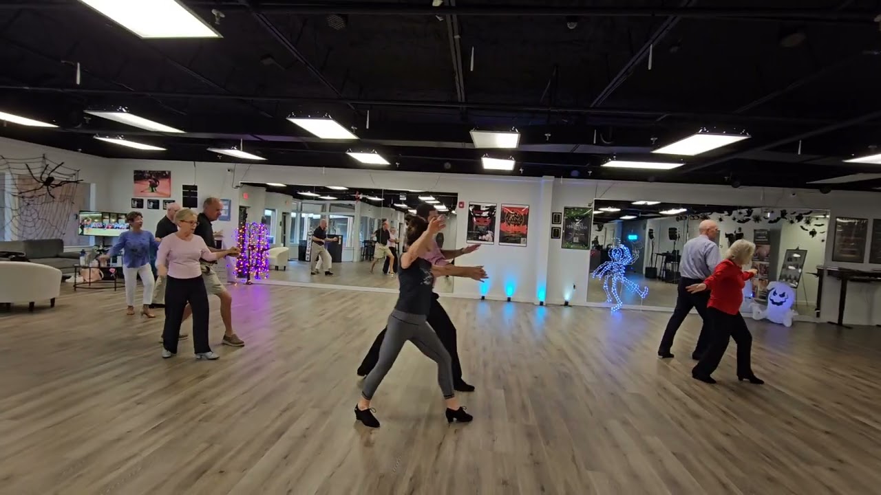 The Bolero is a slow and romantic Dance - Bronze Group Class