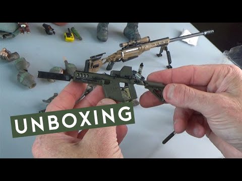Unboxing the 1/6 scale Ubicollectibles The Division 2 Brian Johnson action figure