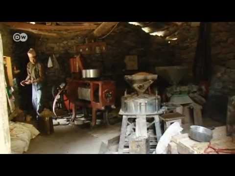 Nepal - Effizientere Wassermühlen sorgen für Strom | Global 3000