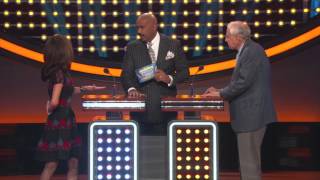Robin McGraw Embarrasses Dr. Phil | Celebrity Family Feud