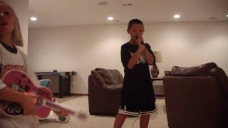 Nic and Syd singing LoveSick Radio Boys Don&#39;t Matter