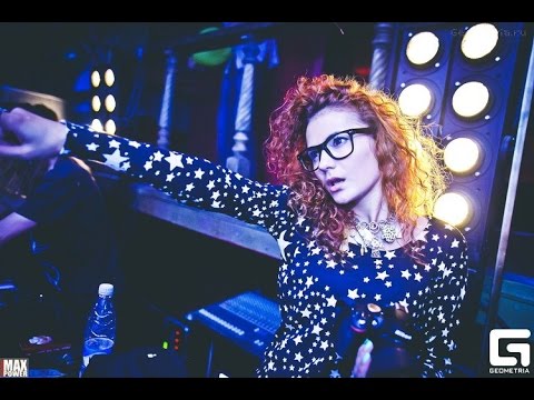 Victoria Ray [live moments]