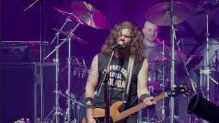 Thunderstruck: America&#39;s AC/DC - Moneytalks (Live) - Pro Shot