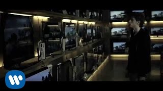 Ligabue - Sotto bombardamento (Official Video) [radio edit]
