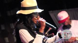 Tweet Performs &quot;Turn Da Lights Off&quot; at RnB Spotlight 2013