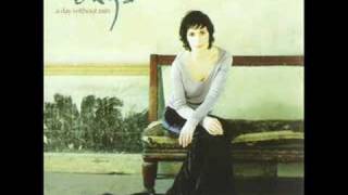 Enya - (2000) A Day Without Rain - 06 Flora&#39;s Secret