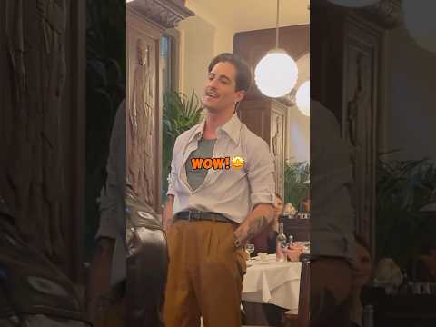 Damiano David singing at a restaurant in Paris 🗼