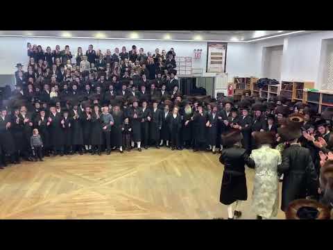 Hachnosas Sefer Torah In Satmar  - Teves 5781