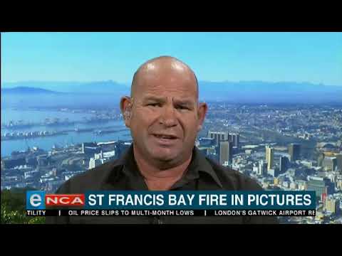 Photographer Chris Scott captured images of St Francis Bay fire