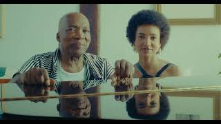 Milton Nascimento, esperanza spalding - Outubro (Official Audio Visualizer)